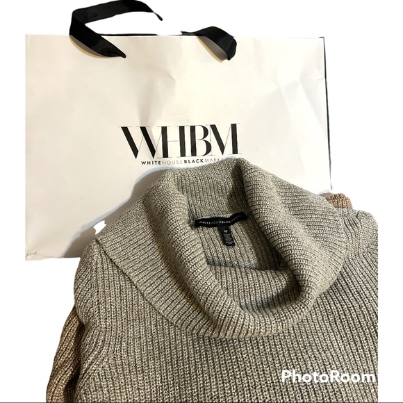 White House Black Market Sweaters - White House black market beautiful sweater silver and gold pink size sp